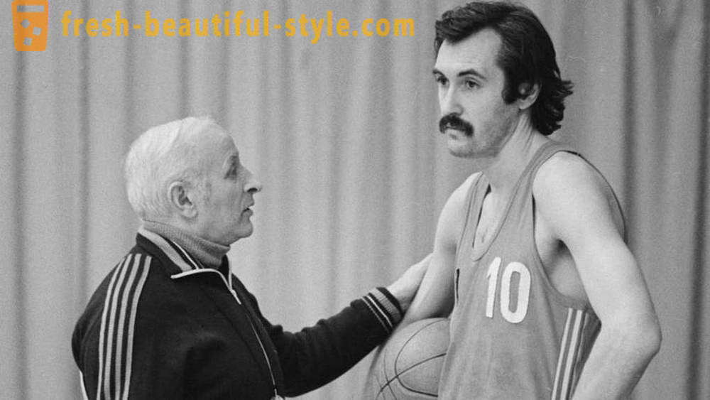 Sergey Belov Biografie, persönliches Leben, Karriere im Basketball, Datum und Todesursache