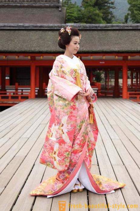 Kimono der japanischen Geschichte Herkunft, Eigenschaften und Traditionen