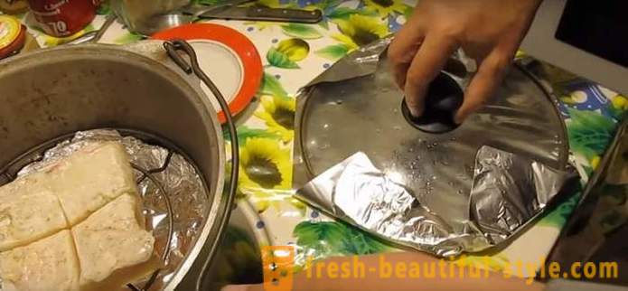 Wie man geräucherten Speck zu Hause kochen