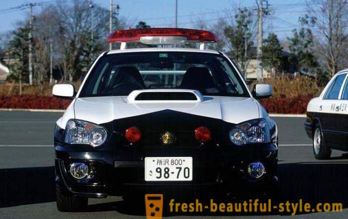 Steile japanische Polizeiautos