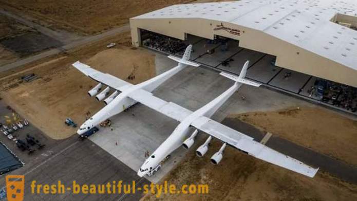 Das größte Flugzeug der weltweit schnellste und mehr