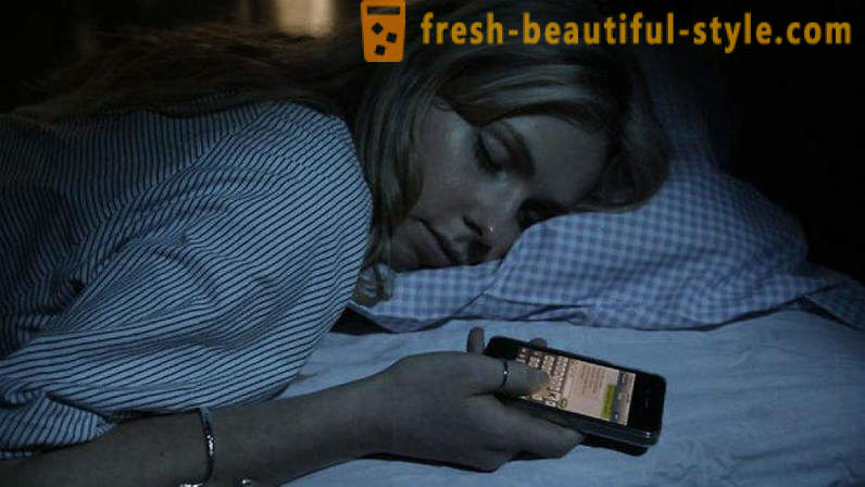 Wissenschaftler haben die Gründe entdeckt, warum Sie nicht mit Ihrem Smartphone schlafen können