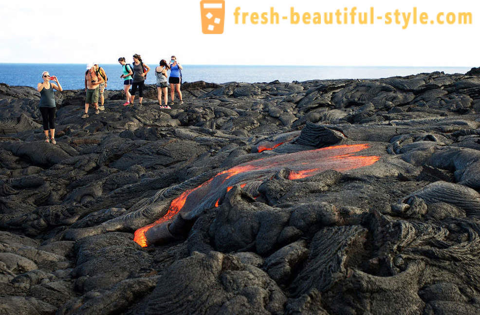 Vulkanische Lava fließt von Kilauea Hawaii