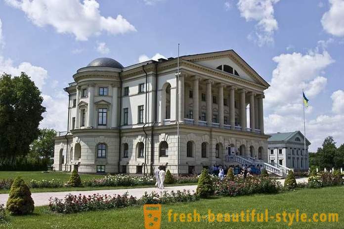 10 schönste Orte in der Ukraine, die sicherlich einen Besuch wert für Touristen