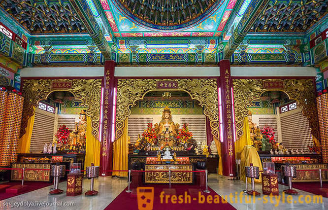Ausflug in die Hindu und chinesische Tempel in Kuala Lumpur