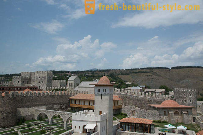 Ausflug in Rabat Festung in Georgien