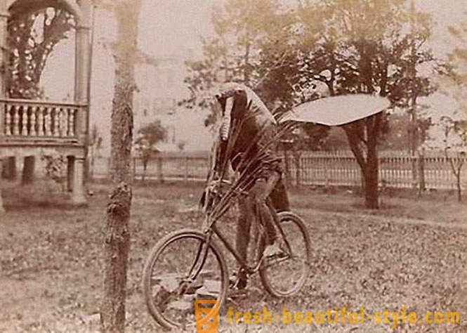 Die ältesten und seltsame Kostüme für Halloween