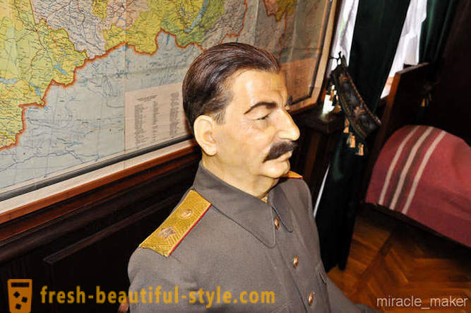 Rundgang durch die Datscha von Stalin