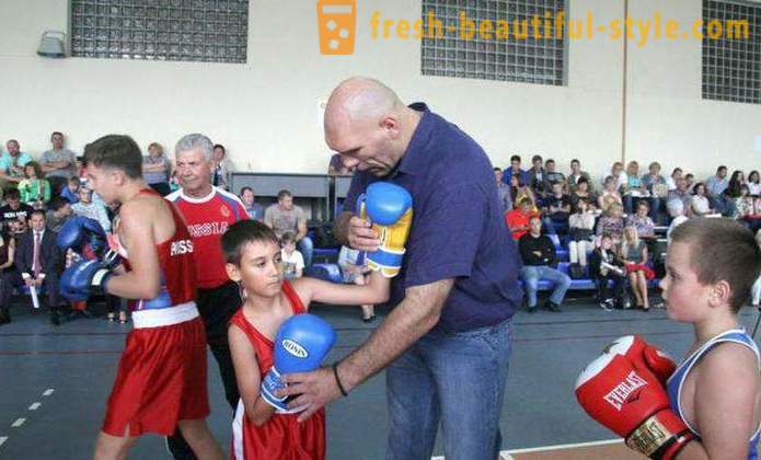 Russischer Boxer Nikolai Valuev: Höhe und Gewicht, Familie, Kinder