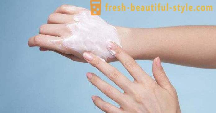 Schuppige Haut auf dem Gesicht und Händen: mögliche Ursachen und Merkmale der Pflege