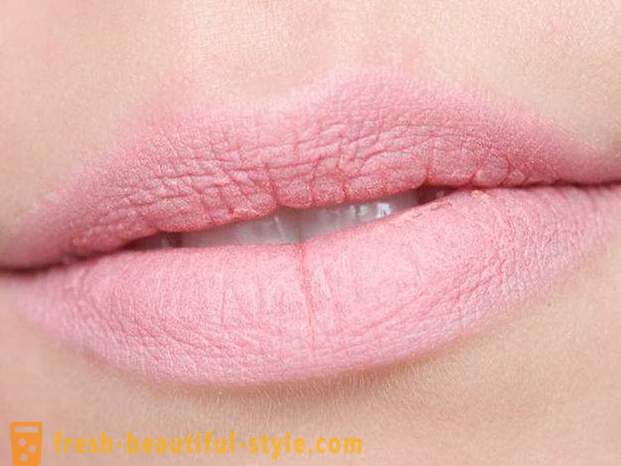 Matte Lippenstift: die Geheimnisse der stilvollen Make-up Lippen