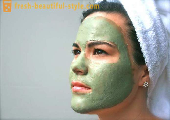 Ton Gesichtsmasken. Kosmetik-Ton für die Hautpflege