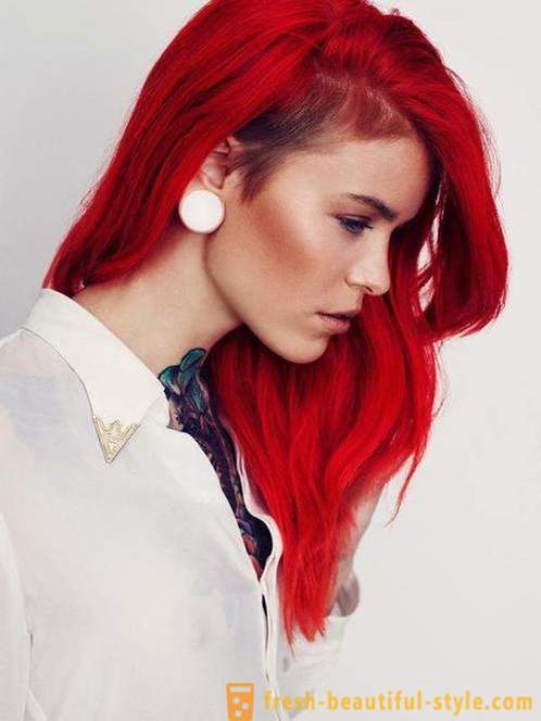 Rote Haare - helles und mutiges Bild