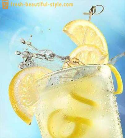 Zitrone-Diät: Abnehmen und trinken